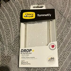 OtterBox Symmetry Series Clear Case for iPhone 12/12 Pro